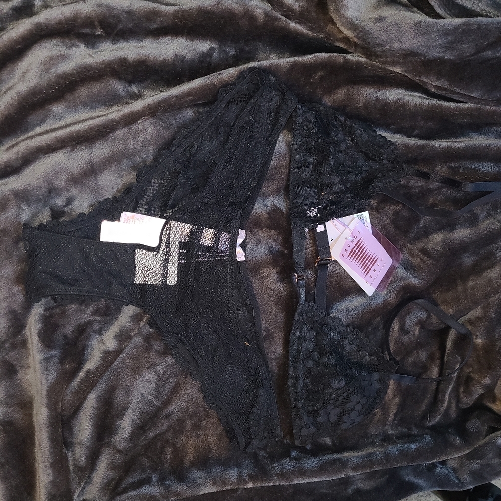 Savage Fenty set